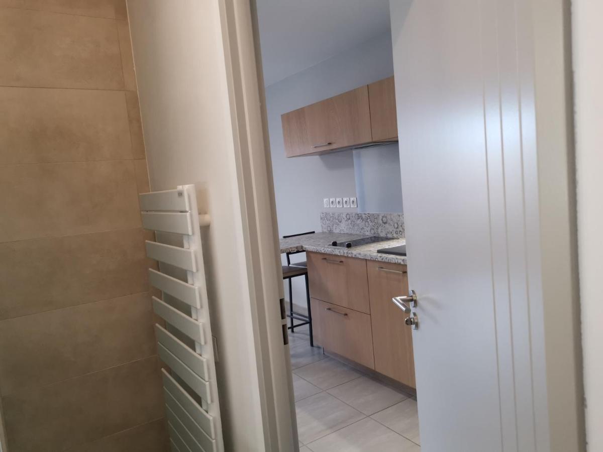 Apartamento Ofdl B T1 Bandol - Briotine Foyalais Exterior foto